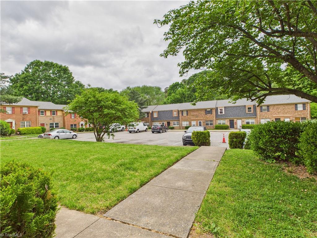 3919 Overland Heights