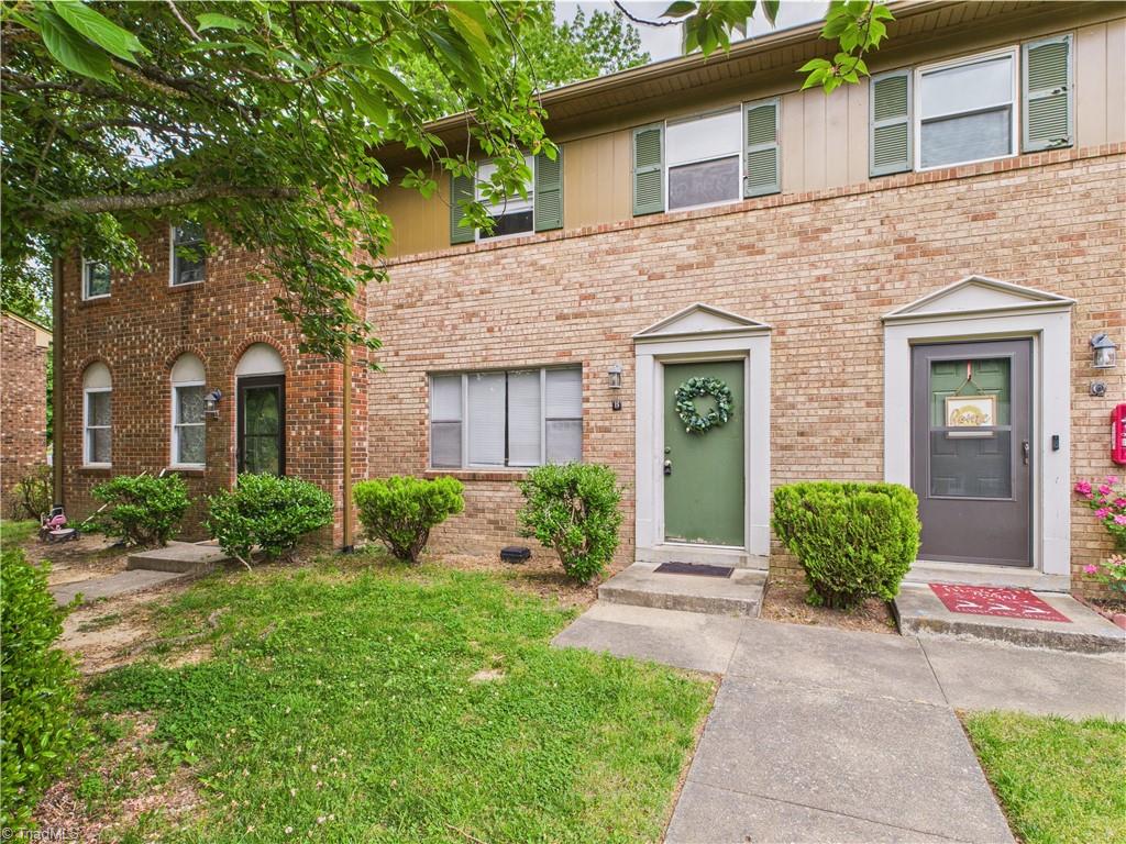 3919 Overland Heights