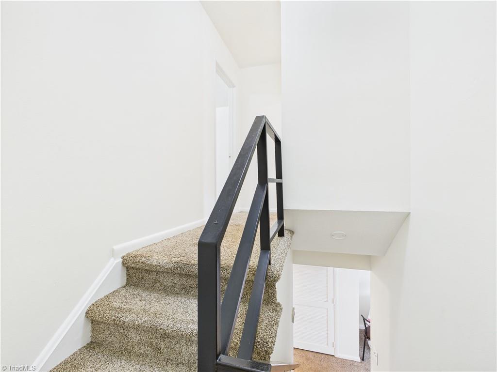 3919 Overland Heights