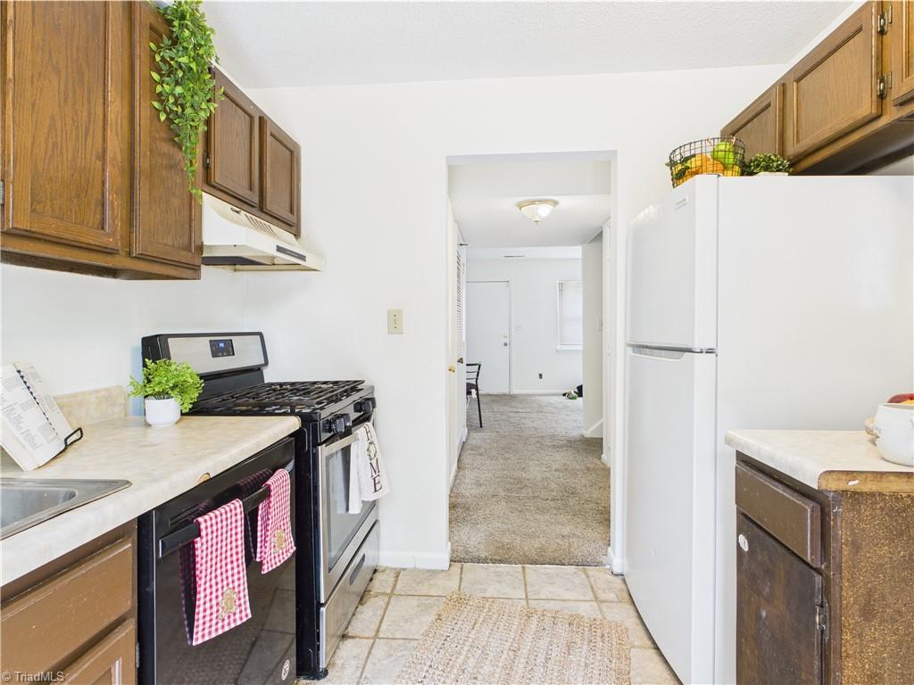 3919 Overland Heights