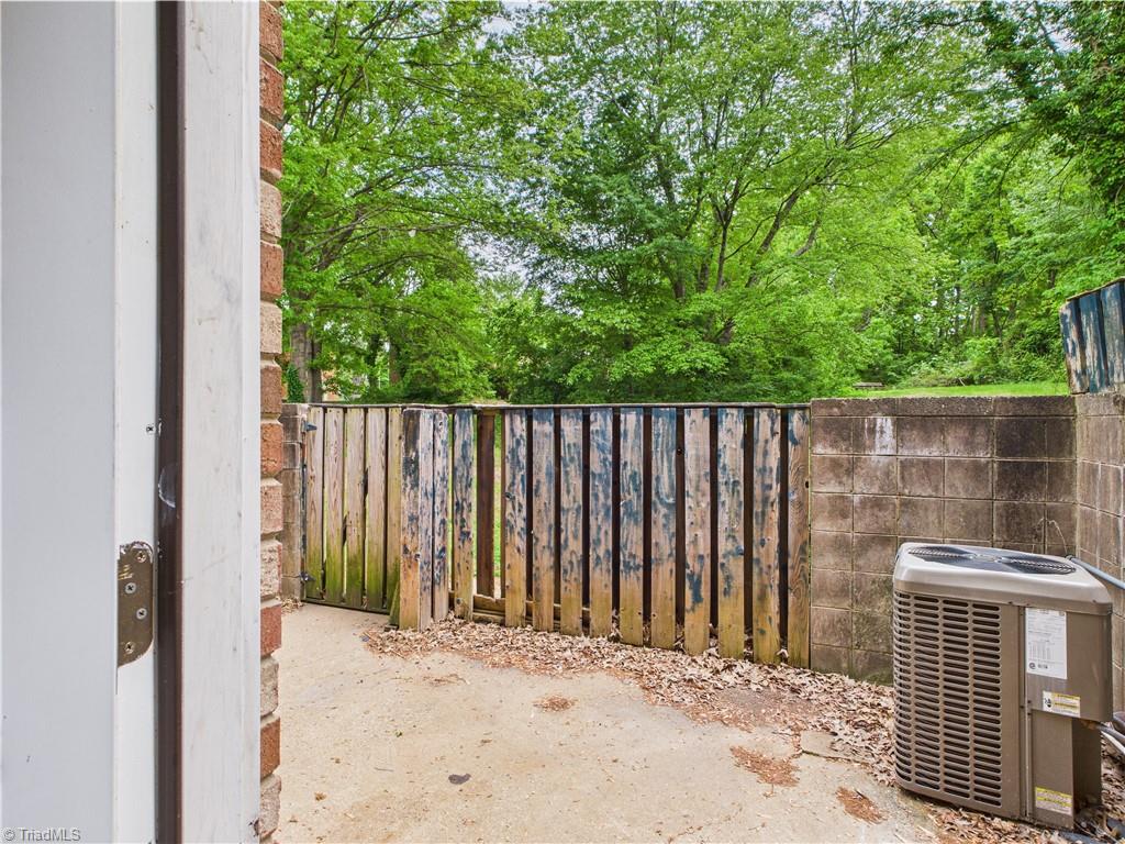 3919 Overland Heights