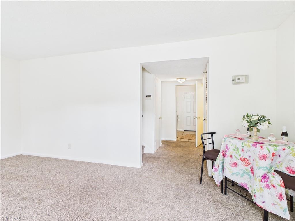 3919 Overland Heights