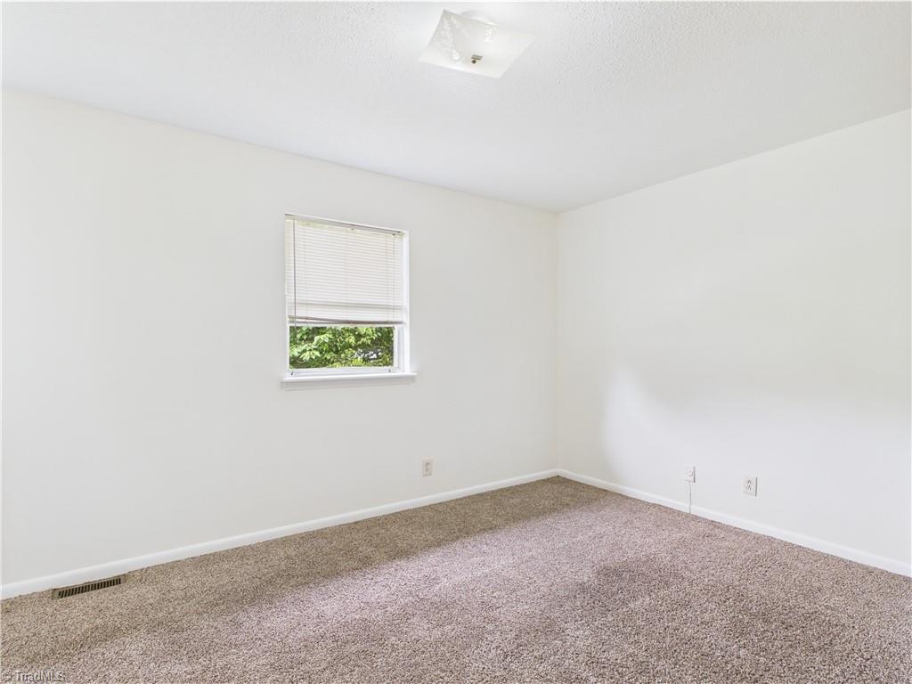 3919 Overland Heights