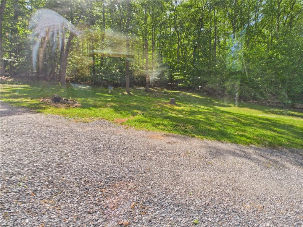 3609 Creekridge Country Road