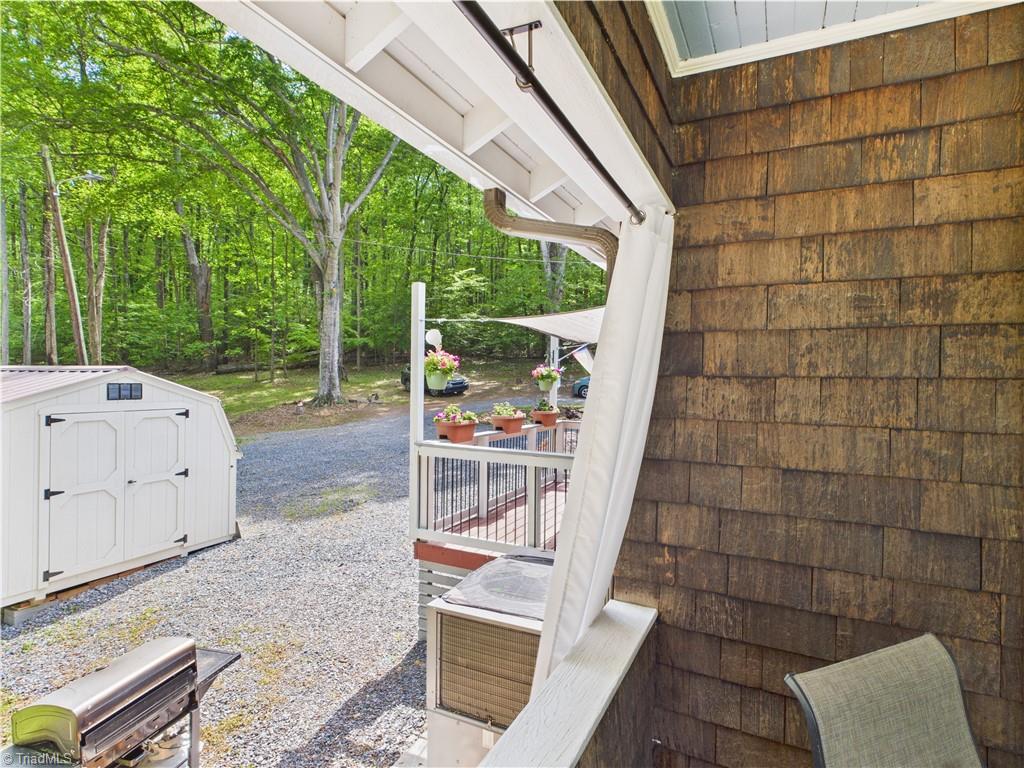 3609 Creekridge Country Road