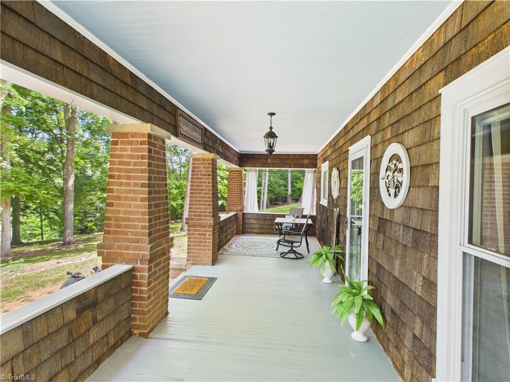 3609 Creekridge Country Road