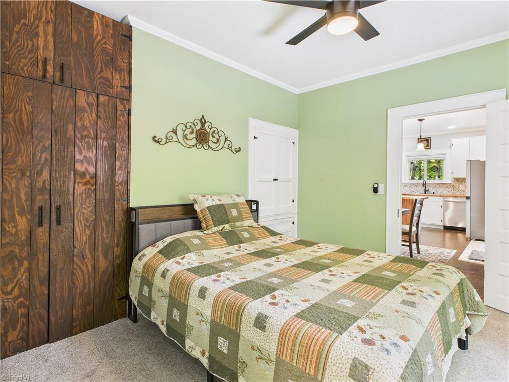 3609 Creekridge Country Road