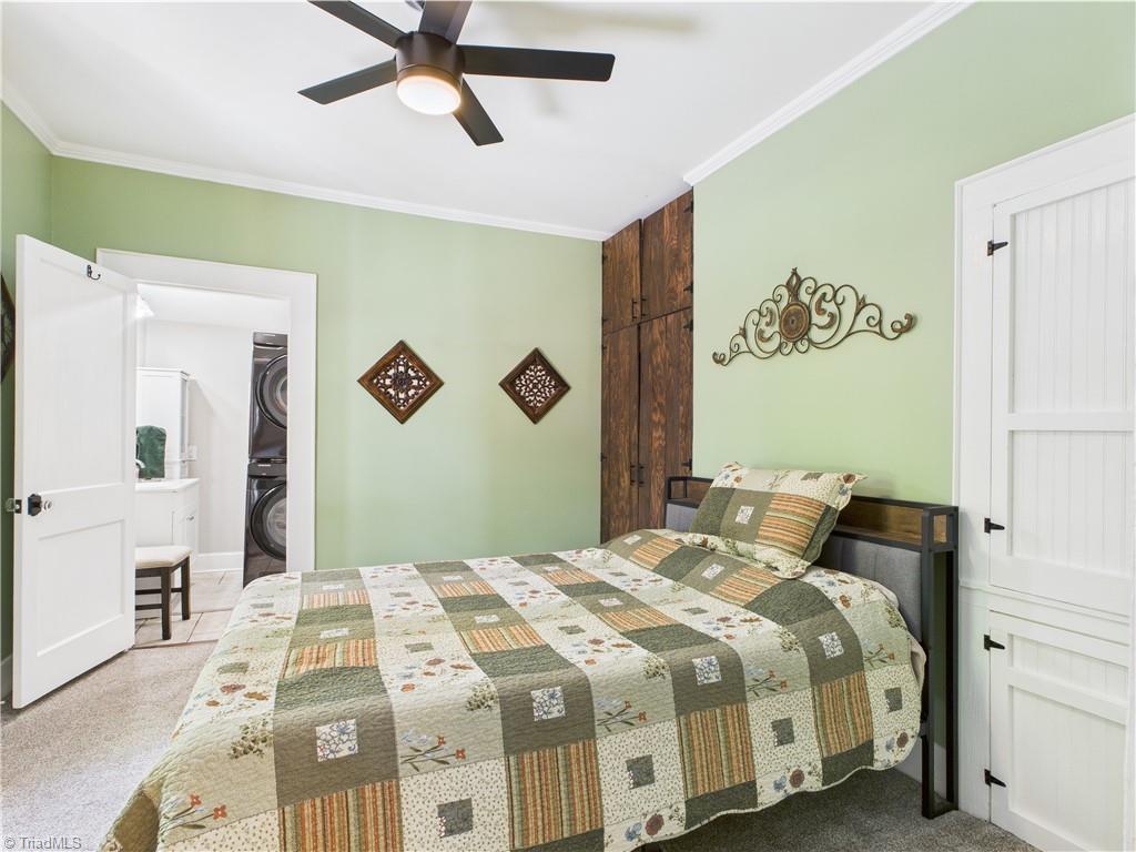 3609 Creekridge Country Road