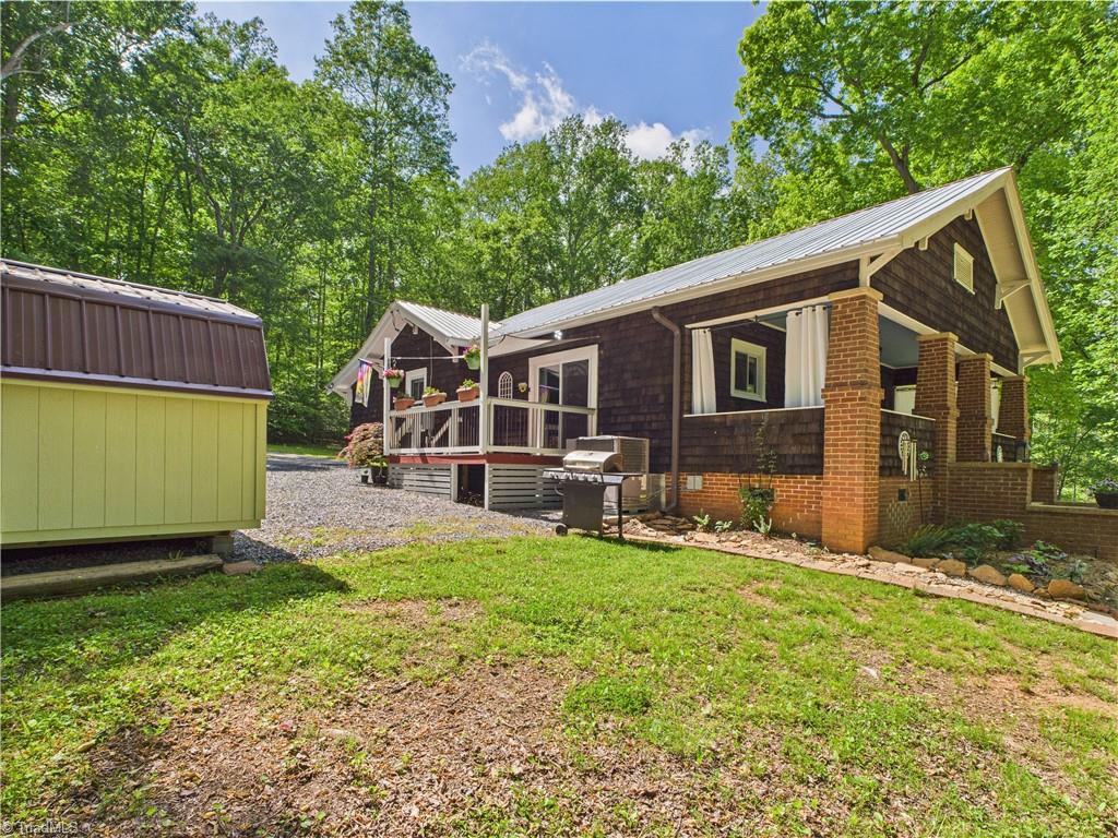 3609 Creekridge Country Road