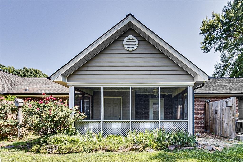 711 Sunset Avenue