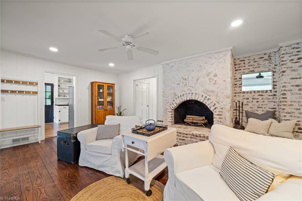 5410 Palisade Drive