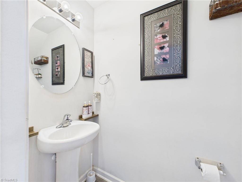 1531 Robins Nest Drive