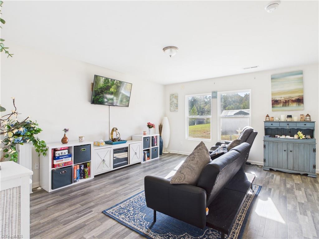 1531 Robins Nest Drive