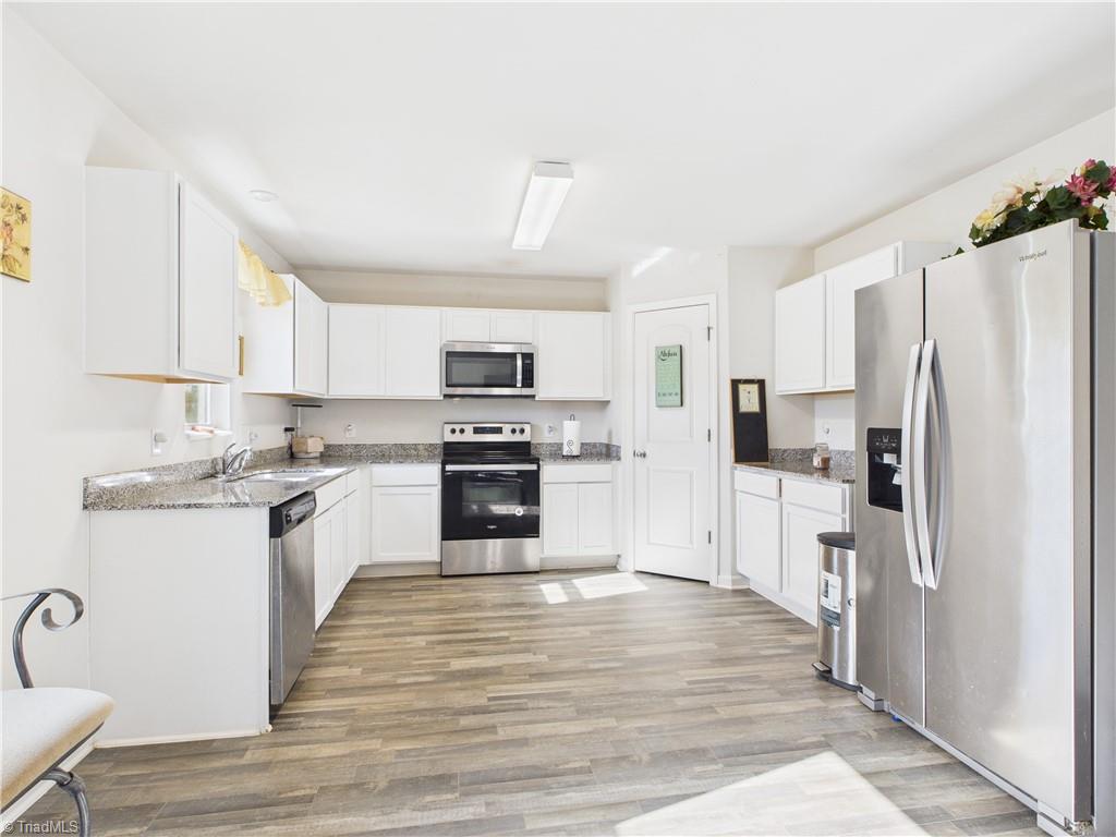 1531 Robins Nest Drive