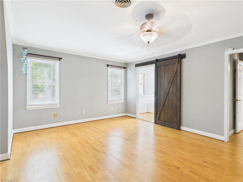 1285 Canterbury Trail