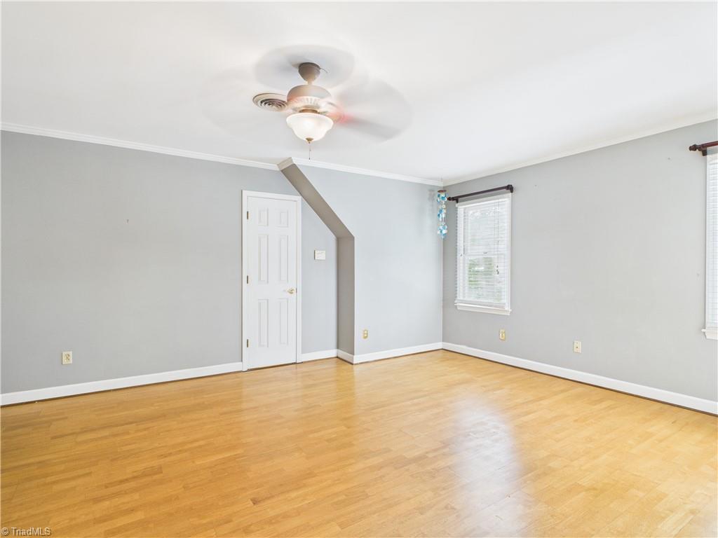 1285 Canterbury Trail