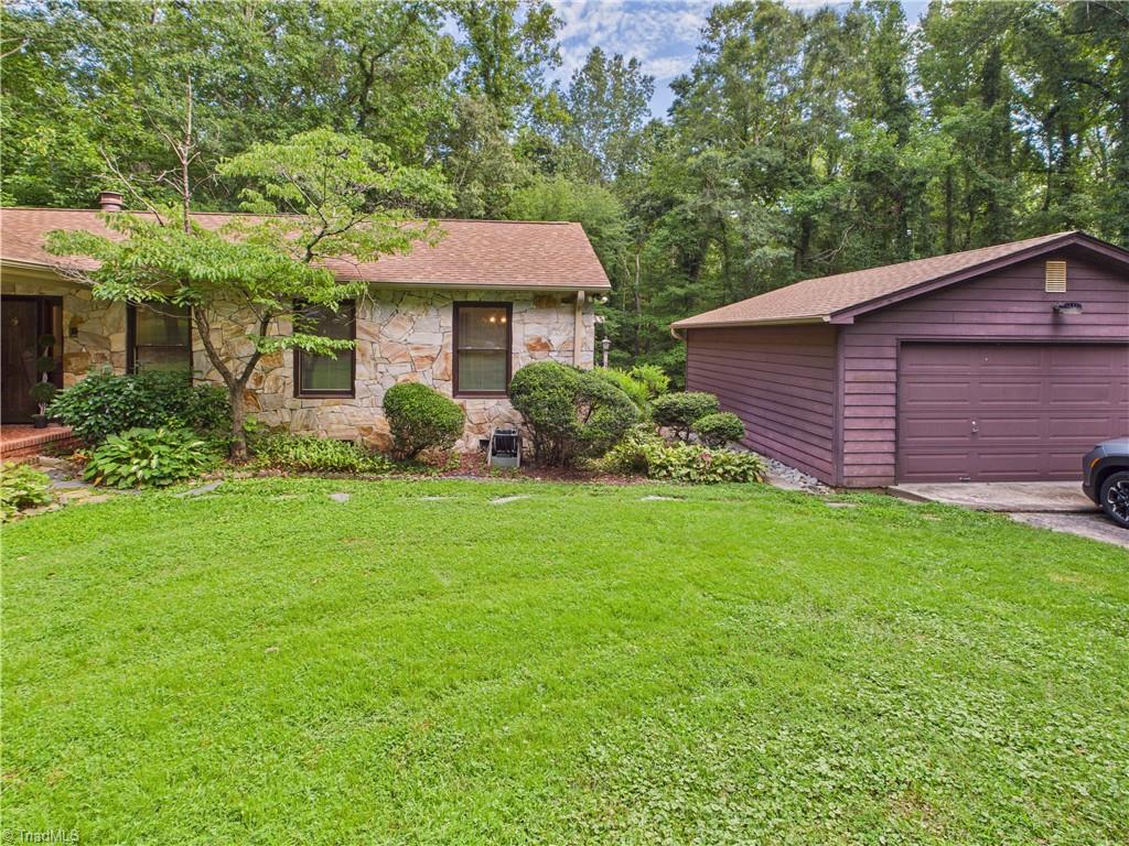 2800 Brookledge Court