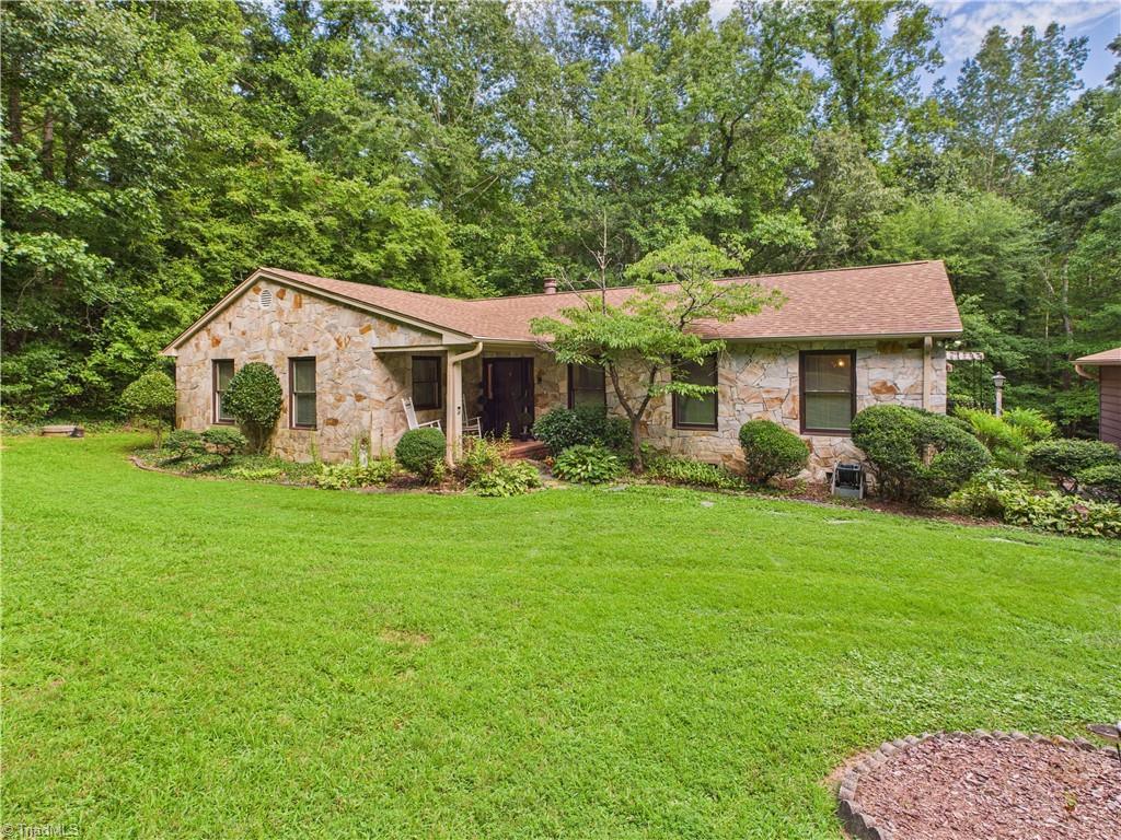 2800 Brookledge Court