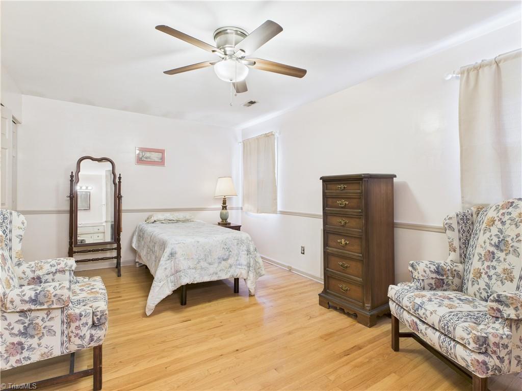1923 Halifax Court