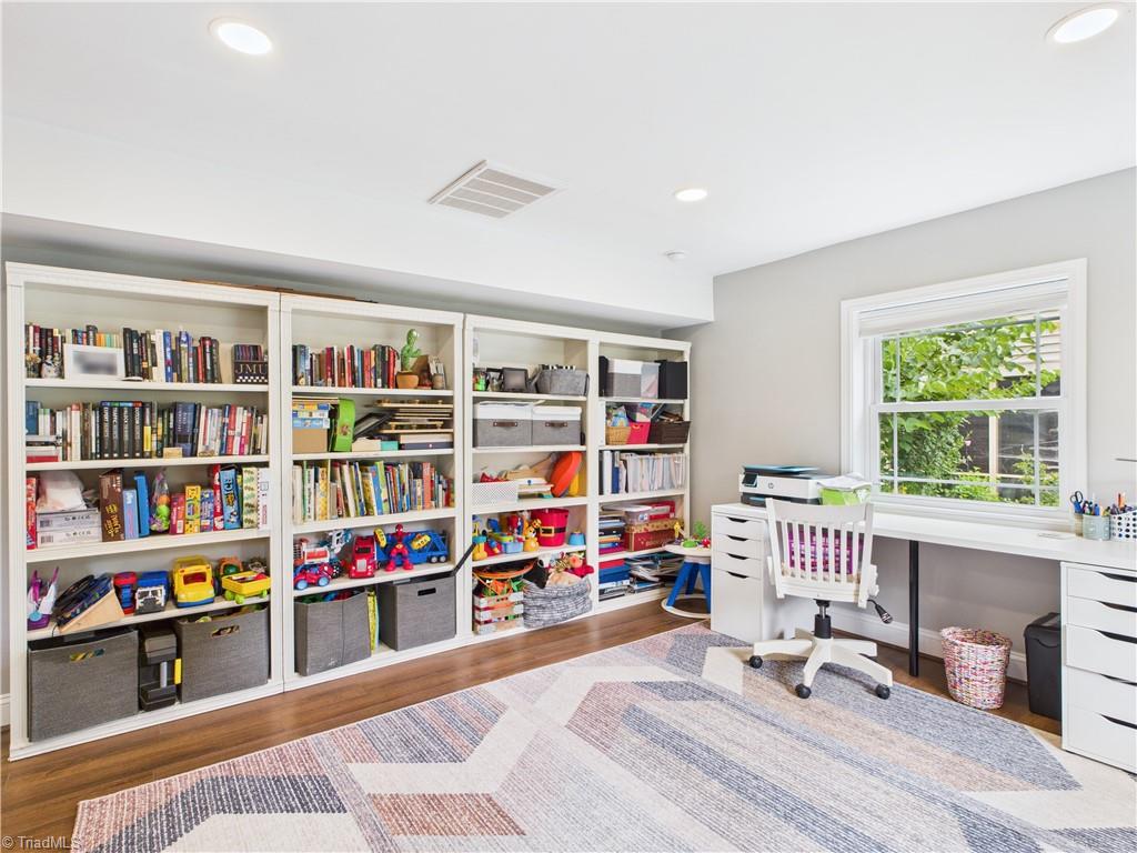 605 Candlewood Drive