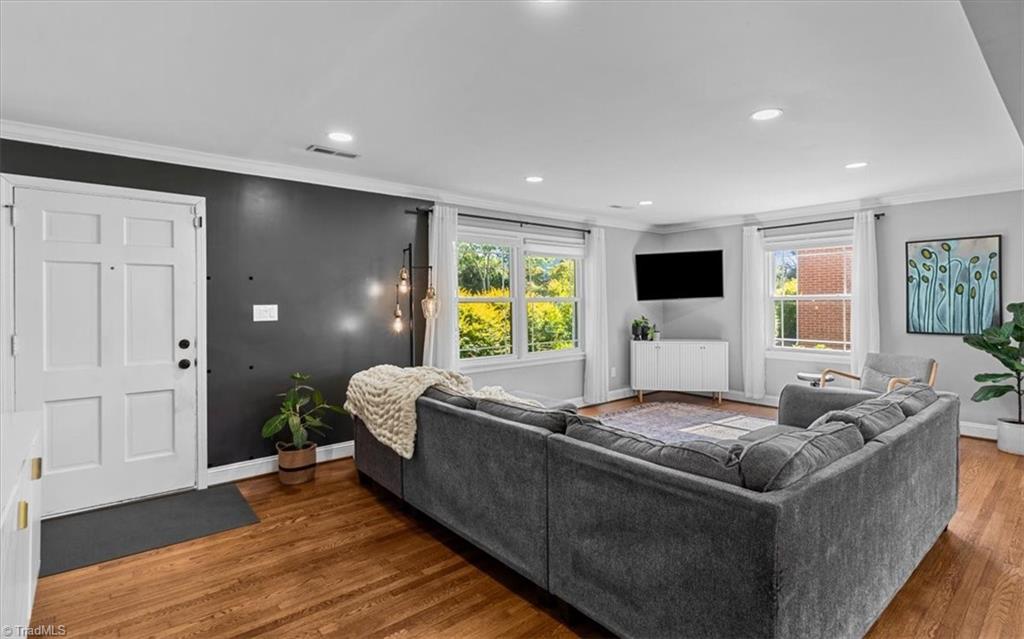 605 Candlewood Drive