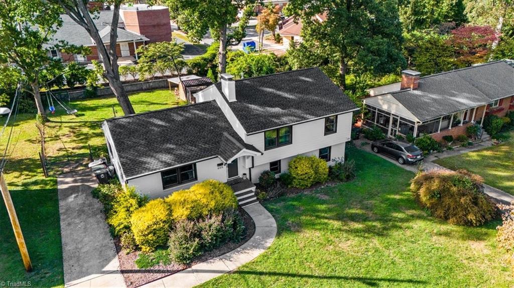 605 Candlewood Drive