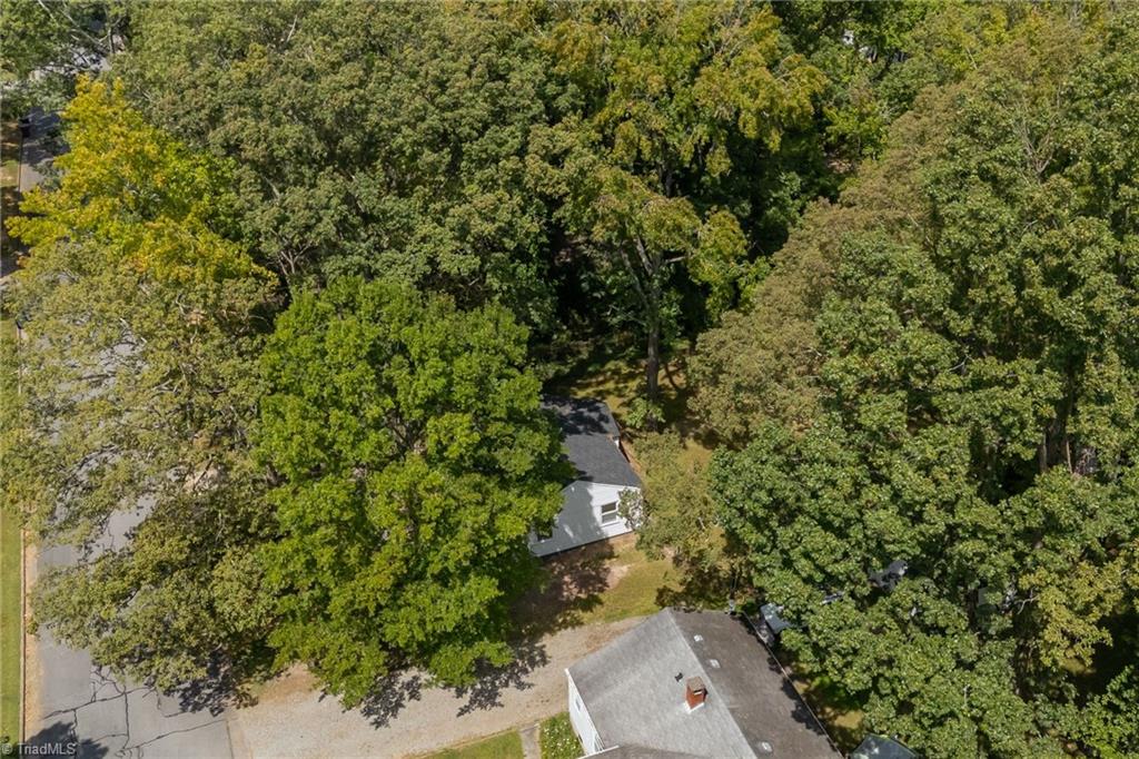 2806 Robin Hood Drive