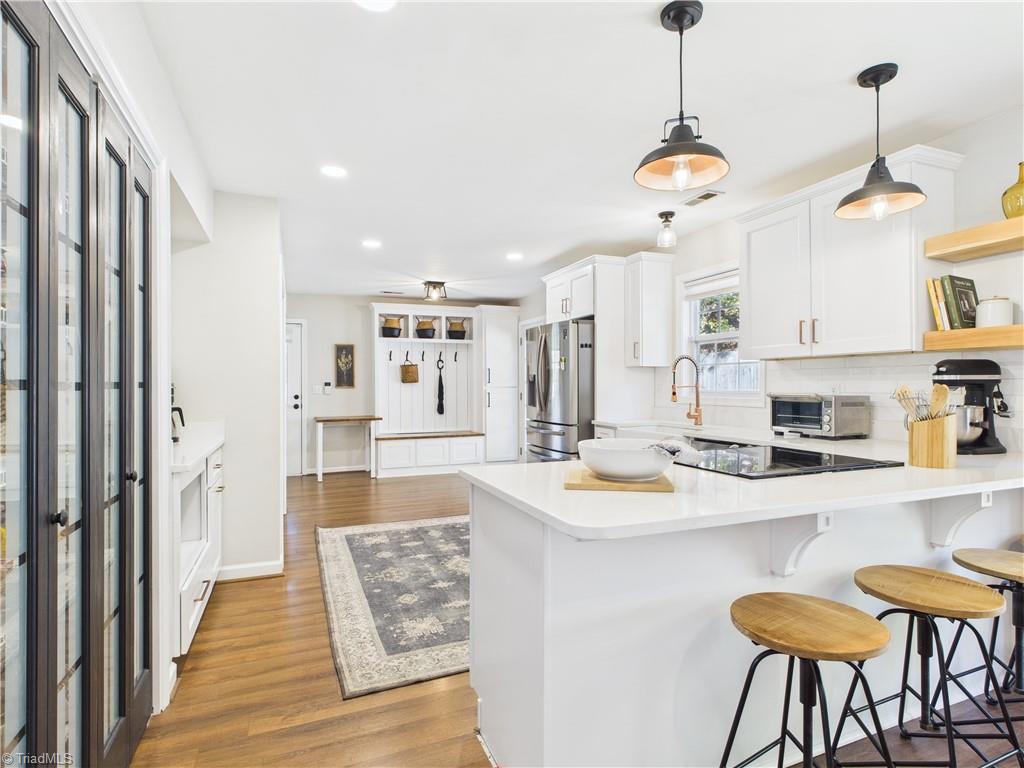 3 Ridgemore Court, Greensboro