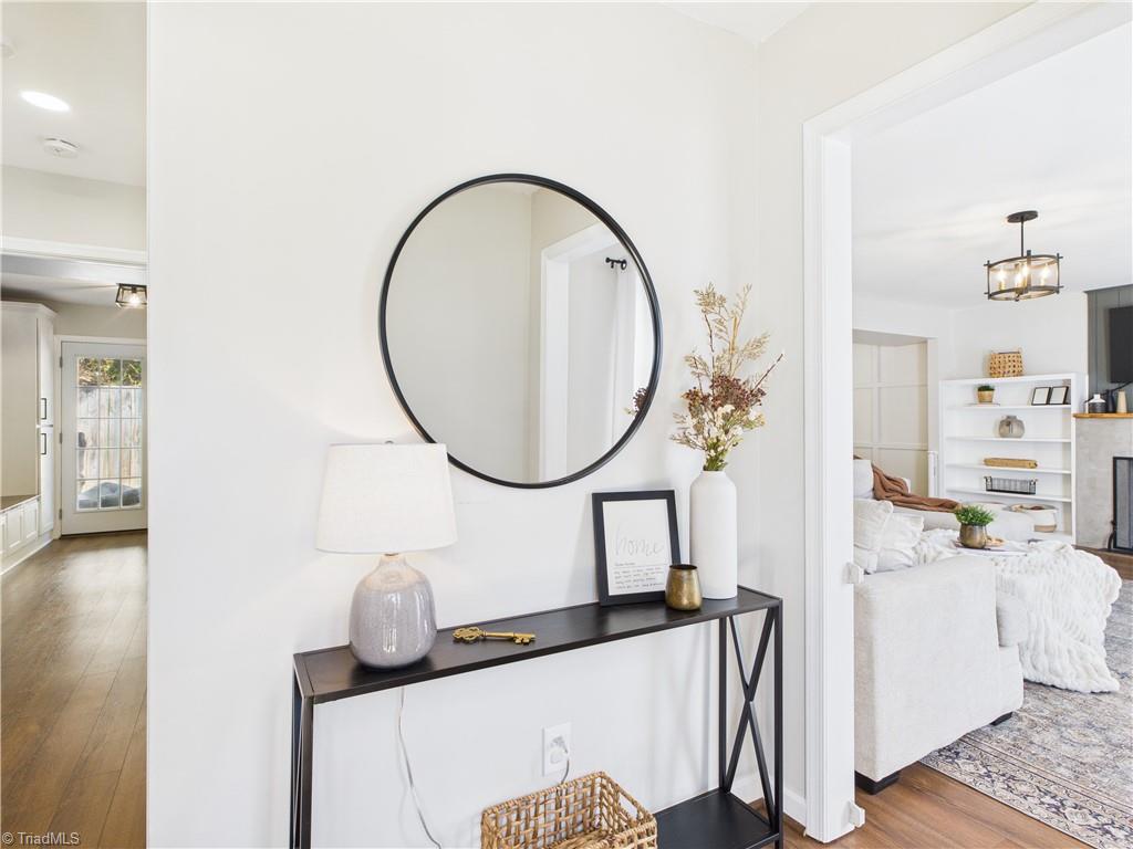 3 Ridgemore Court, Greensboro