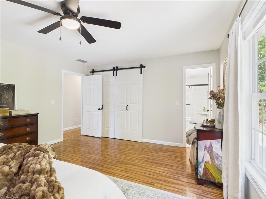 3 Ridgemore Court, Greensboro