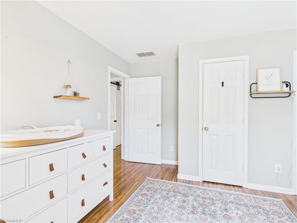 3 Ridgemore Court, Greensboro