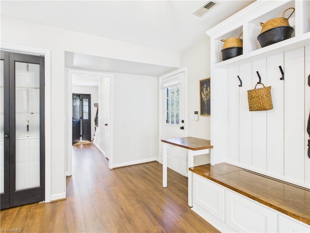 3 Ridgemore Court, Greensboro