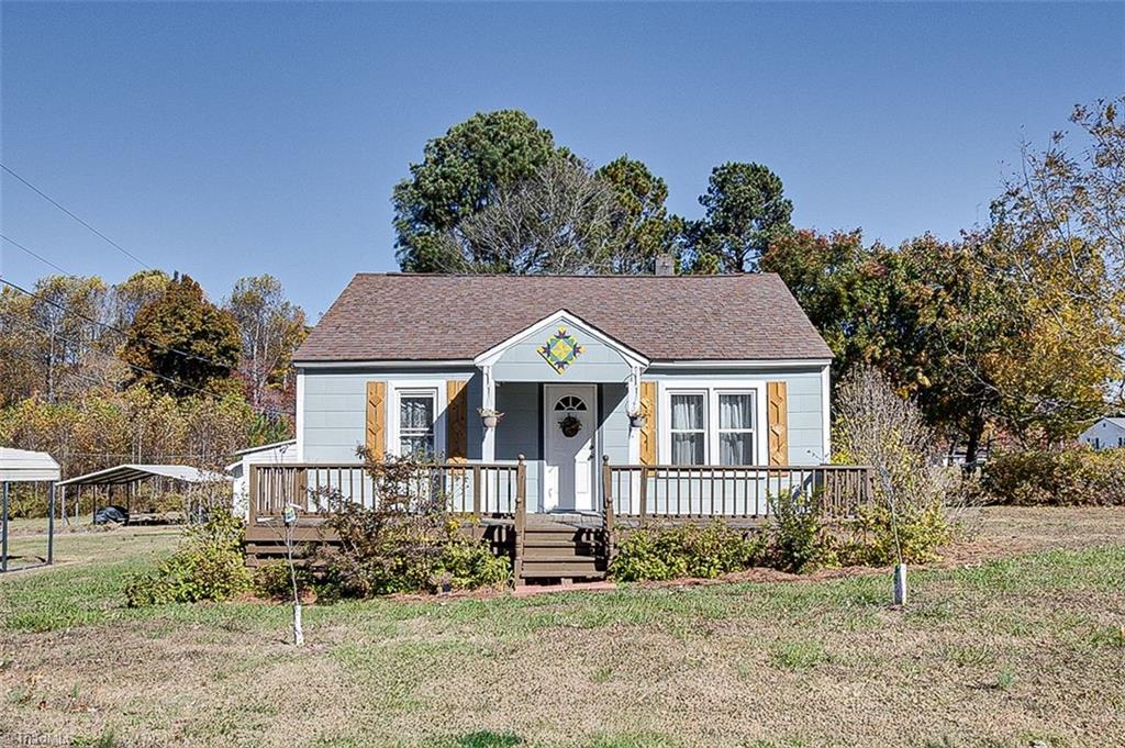 206 W Edgewood Circle