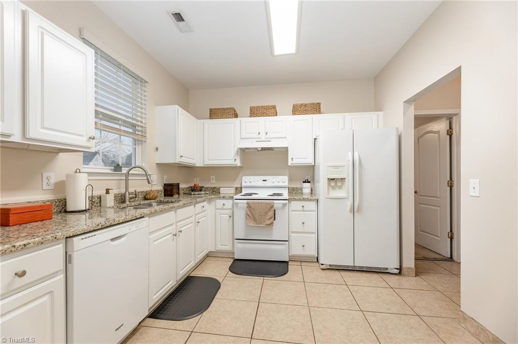 3929 Lake Meadow Drive