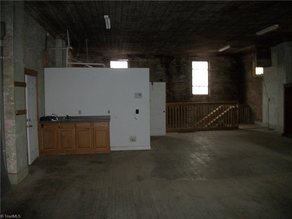 401 morgan Road