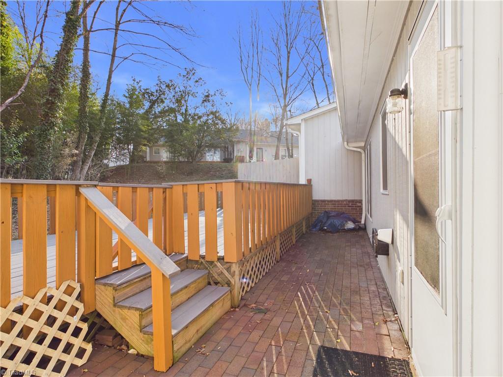 1415 Grantland Place
