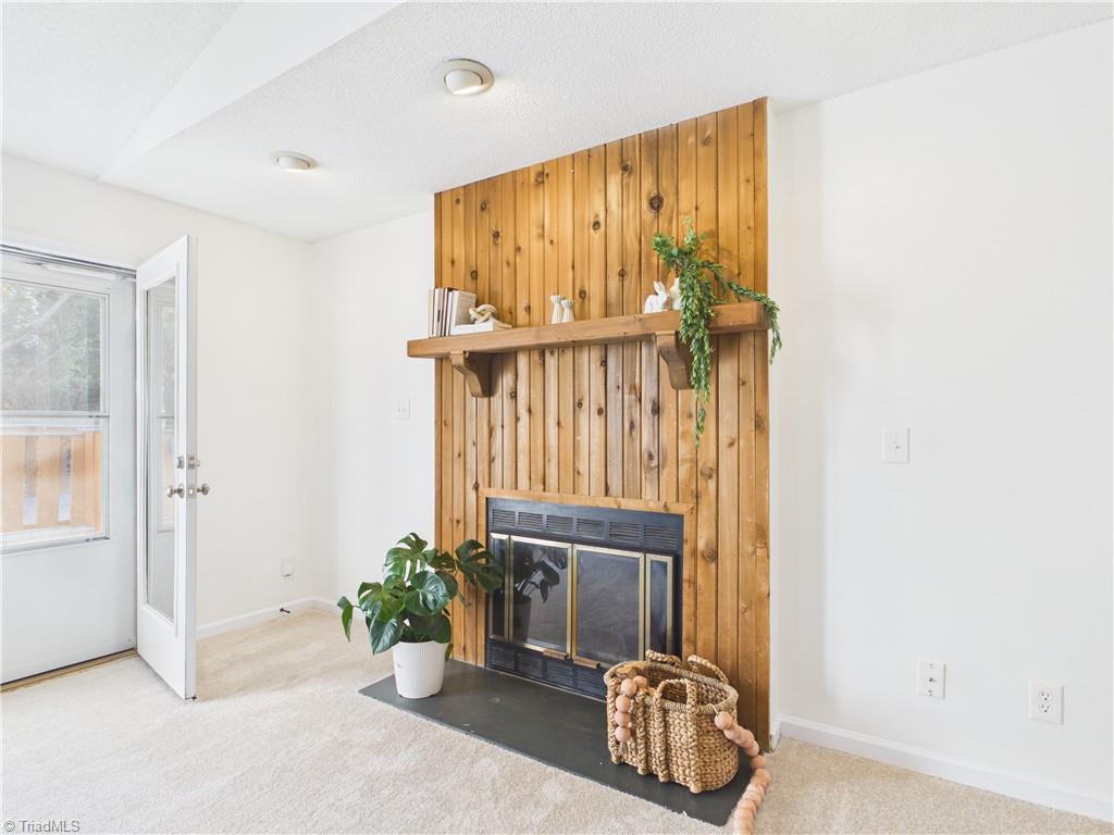 1415 Grantland Place
