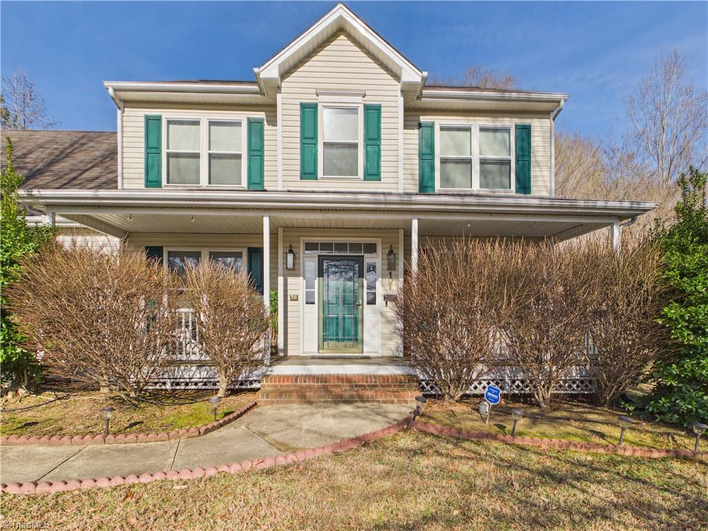 107 Farriers Lane