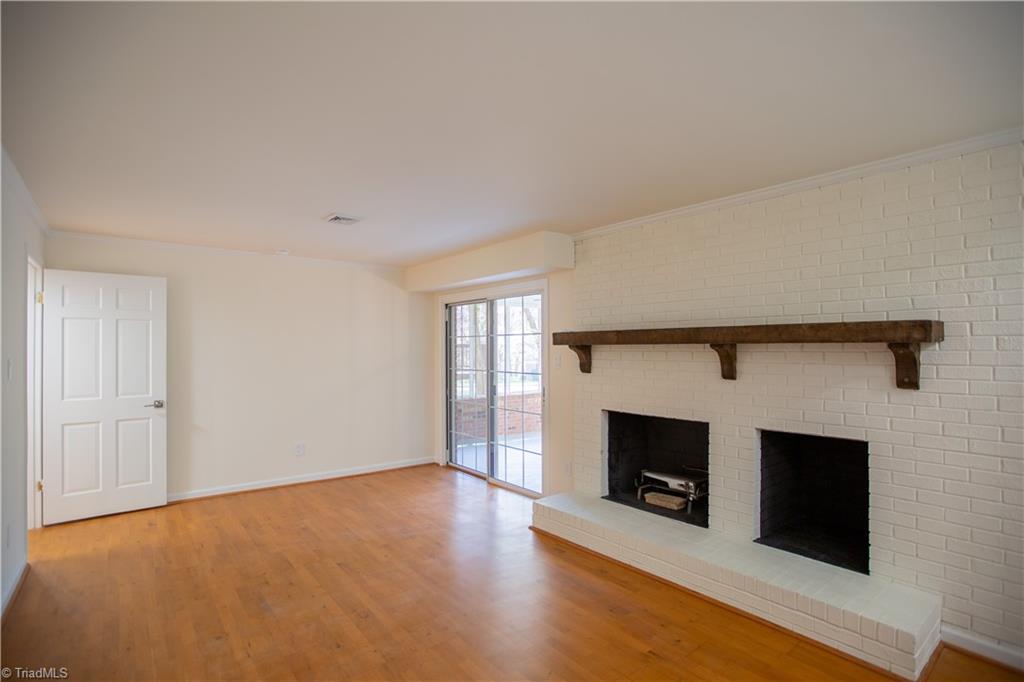 1703 Lazy Lane