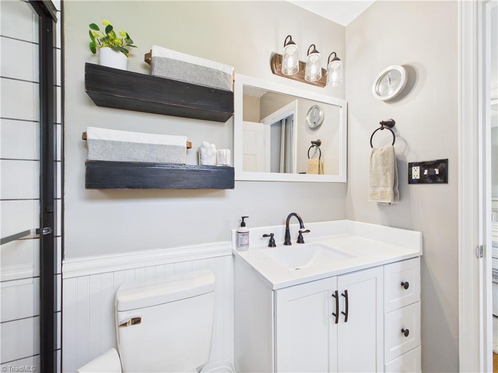 1600 Gracewood Drive