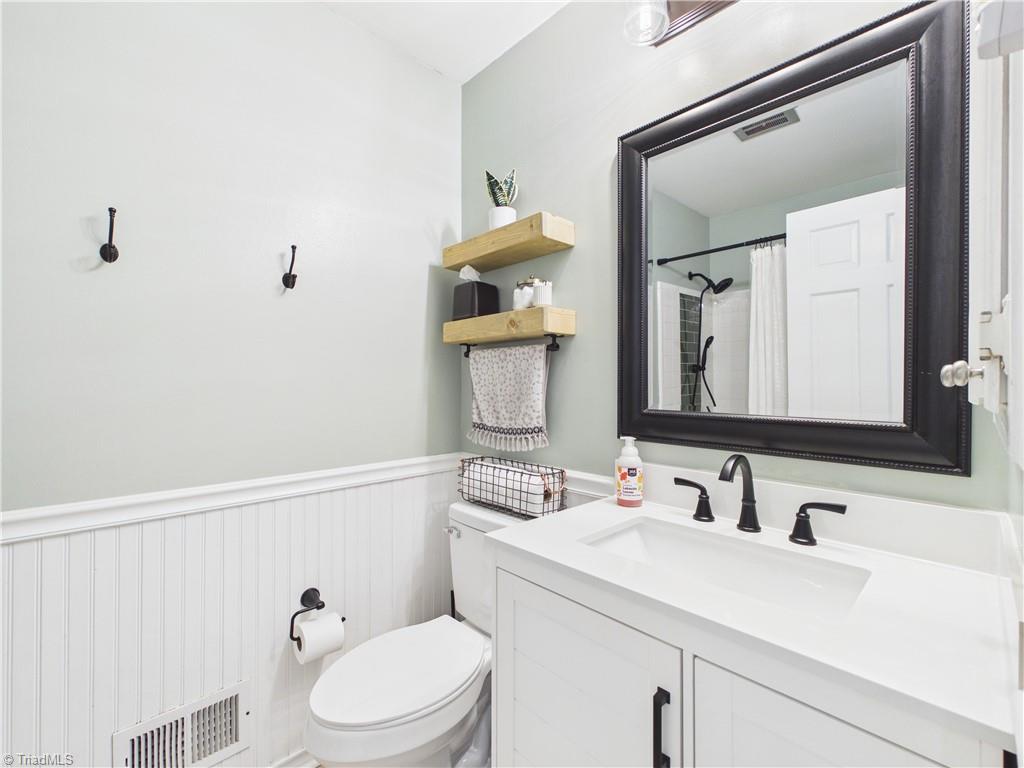 1600 Gracewood Drive