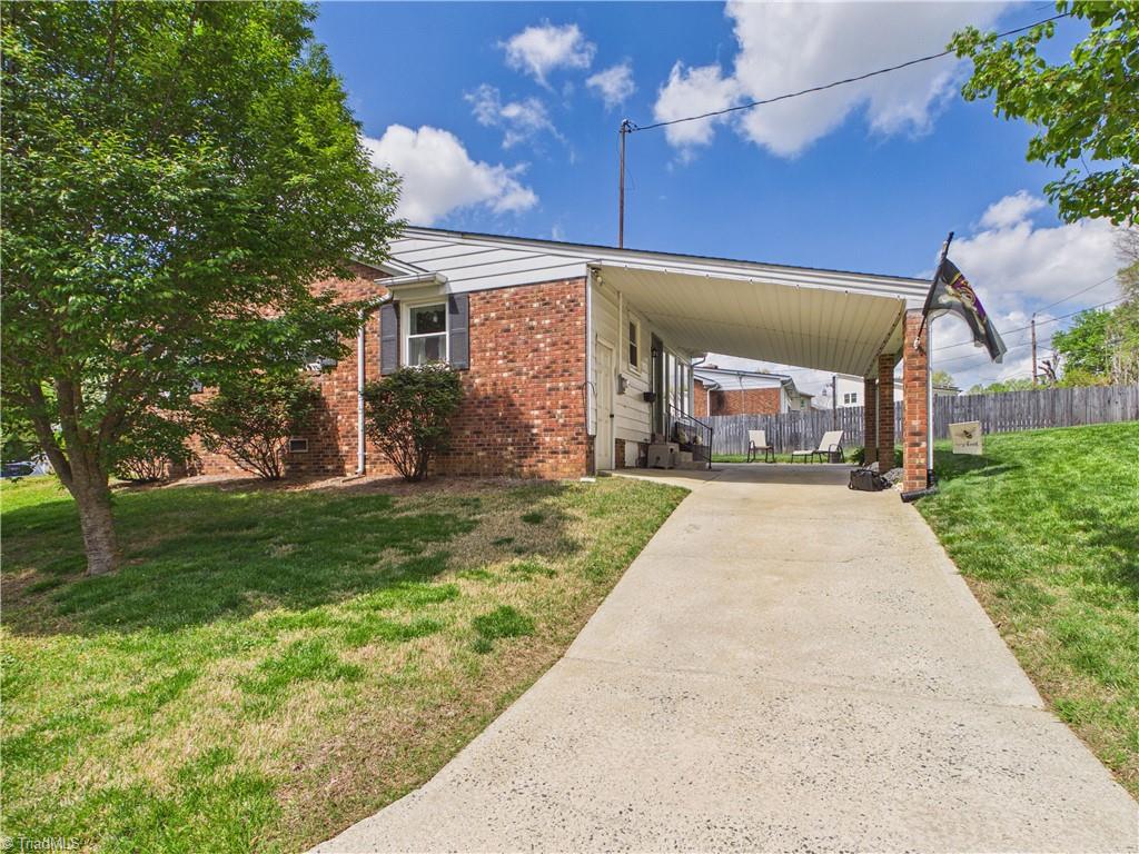 1600 Gracewood Drive