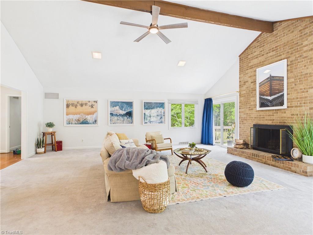 904 Fairidge Drive