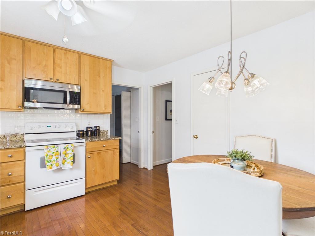 904 Fairidge Drive