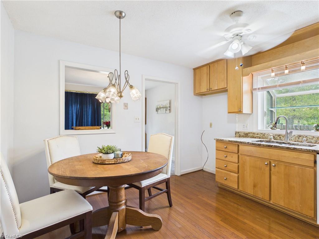 904 Fairidge Drive