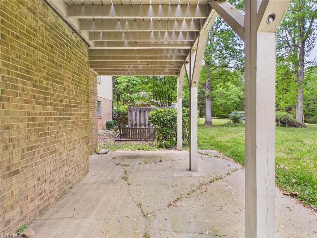 904 Fairidge Drive