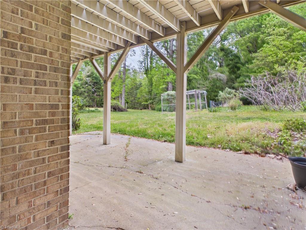 904 Fairidge Drive