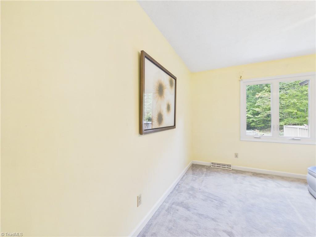 904 Fairidge Drive