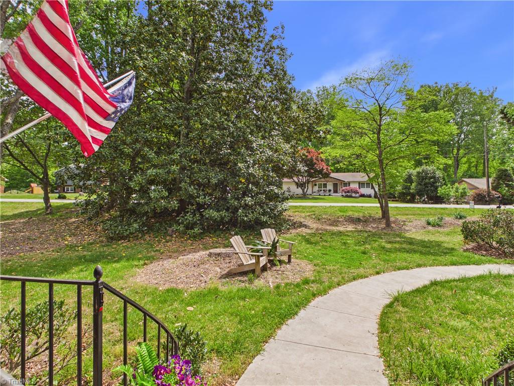 904 Fairidge Drive