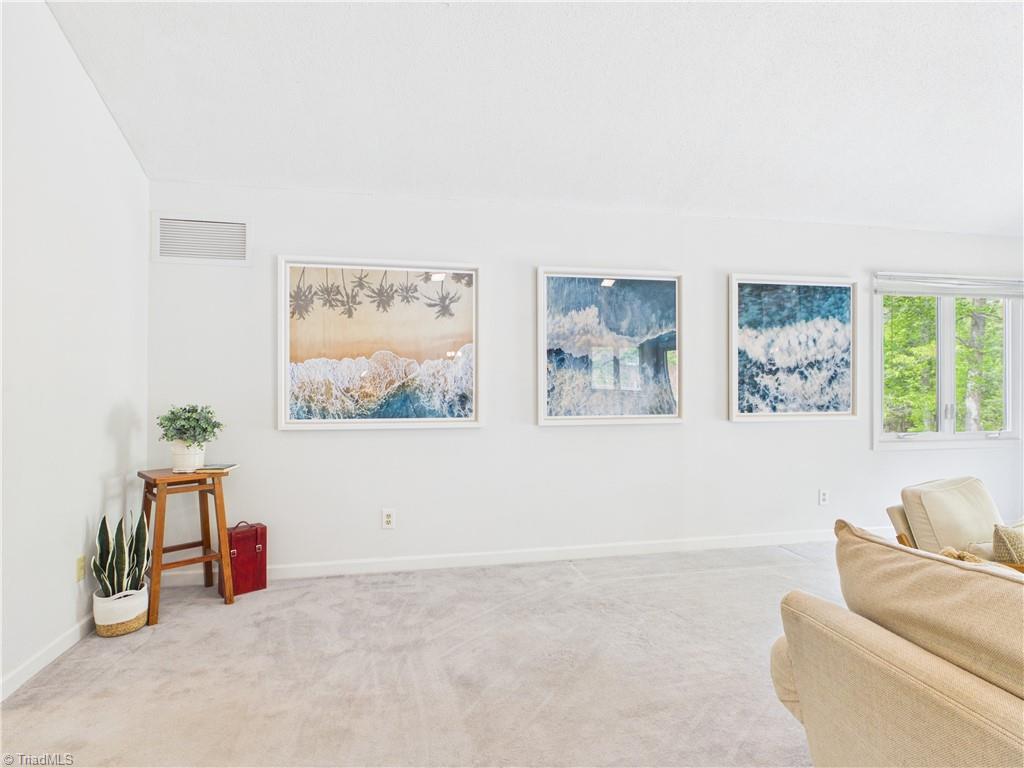 904 Fairidge Drive